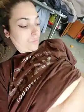 ChicaLocaa from StripChat
