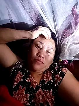 chich-bong from StripChat is Freechat