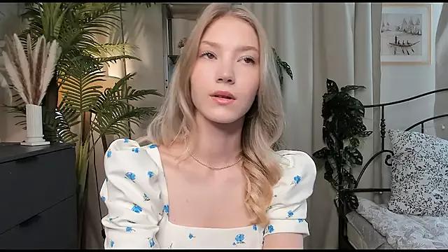 ChinBonnell from StripChat is Freechat