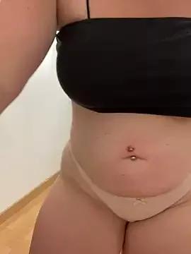 Chloe-taa from StripChat is Freechat