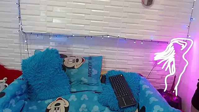 Chloe_amarante from StripChat is Freechat