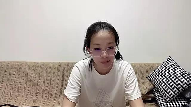 Chloe_Coco from StripChat is Freechat