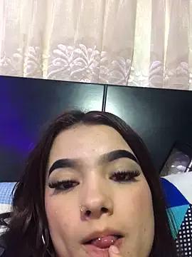 Chloe_Fox1905 from StripChat is Freechat