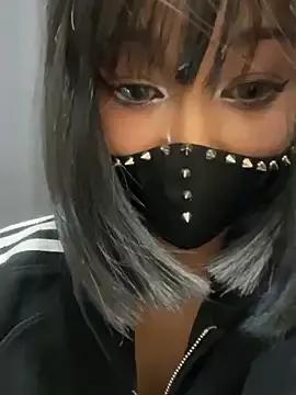 Chloe_Hanuk on StripChat