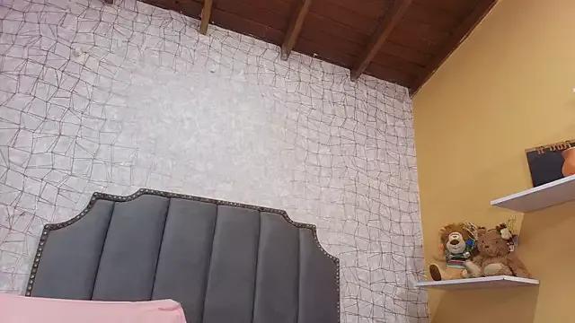 chloe_leroy_ from StripChat is Freechat
