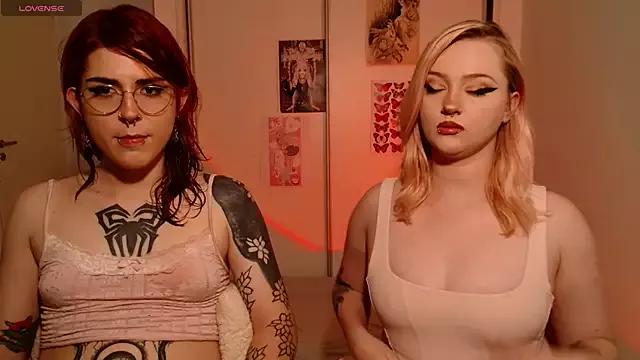 chloe_levine from StripChat is Freechat