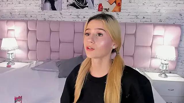 Dirty chat webcam: explore liveshows with versed models, from laying bare to fetishes, in a variety of sexy free adult webcams.