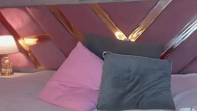 ChloeLaurentt from StripChat is Freechat