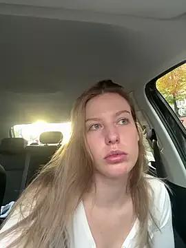 Chloemillerrxx from StripChat is Freechat