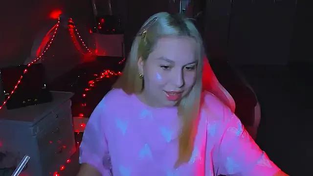 Dirty chat webcam: explore liveshows with versed models, from laying bare to fetishes, in a variety of sexy free adult webcams.