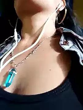 chloewildd_ from StripChat is Freechat