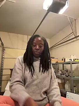 choclatepeaach from StripChat