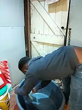 Chocolate_factory_man from StripChat