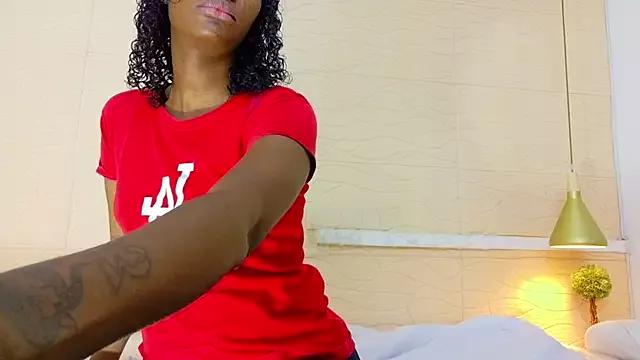 Chocolatte_bar from StripChat