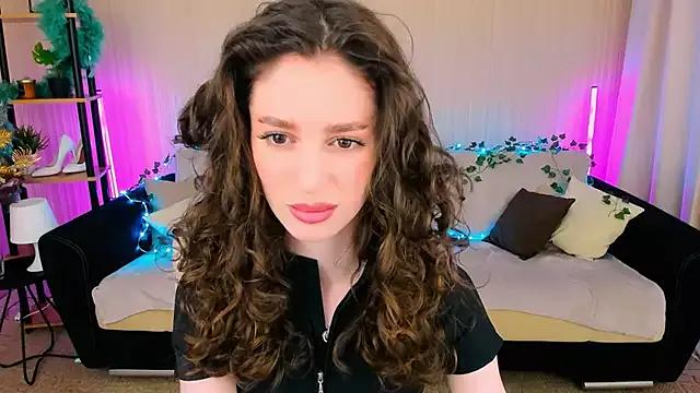 ChristinaConteeree from StripChat is Freechat