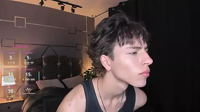 Christopher_77 from StripChat is Freechat