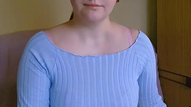 ChubbyMaia from StripChat is Freechat
