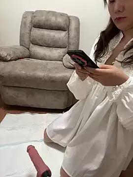 ChuChu1991 from StripChat