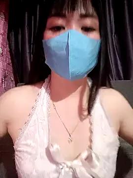 ChunkyLy from StripChat is Freechat