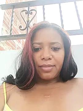 Photos of cindy_damm from StripChat is Freechat