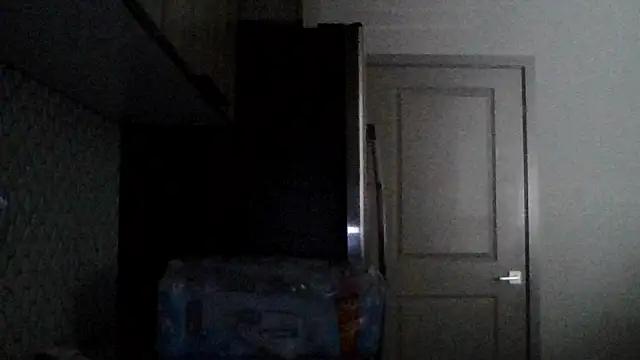 cinnaminnie from StripChat