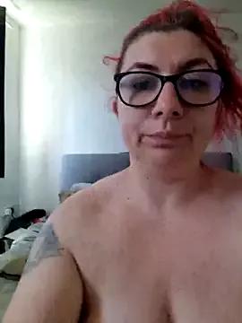 Cinnamonxxxo from StripChat is Freechat