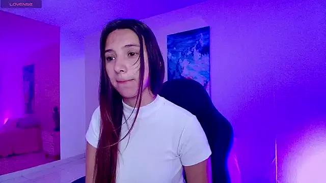 ClaraVelvet_Eup from StripChat is Freechat