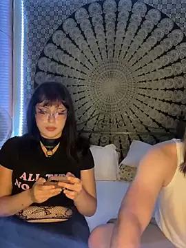 Classstrugglecutie from StripChat is Freechat