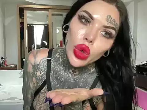 Claudiacvc95 webcams show profile image 