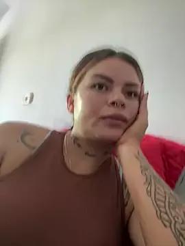 Clhoe___Ivana from StripChat is Freechat
