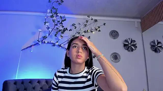 cloe_taylor__ from StripChat is Freechat