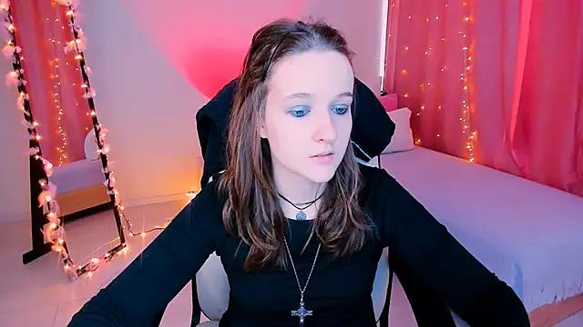 Clover_red from StripChat is Freechat