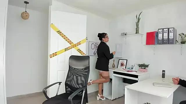 clumsiness_office69 from StripChat is Freechat