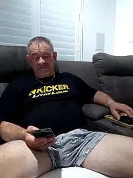 Cock-a-saurus68 from StripChat