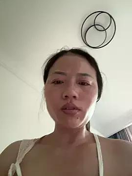 coco-o from StripChat