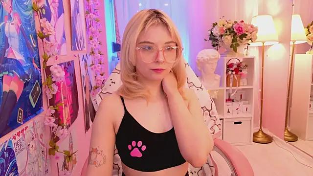 Coconut_Mia from StripChat