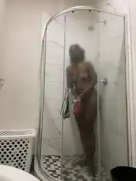 Cocowett from StripChat