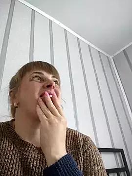 CoddessCrystal from StripChat