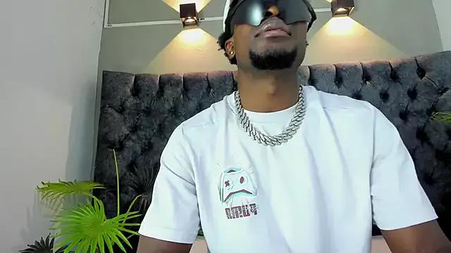 COMPTON_01 on StripChat