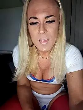 Connie_Pepper from StripChat