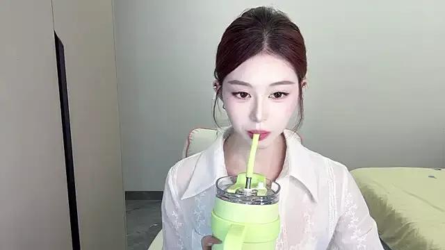 Cookie-oo from StripChat