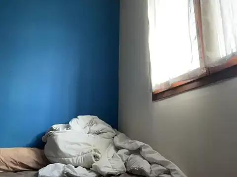 CoquineCharmeuse from StripChat is Freechat