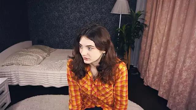 CoraleeTindel from StripChat is Freechat