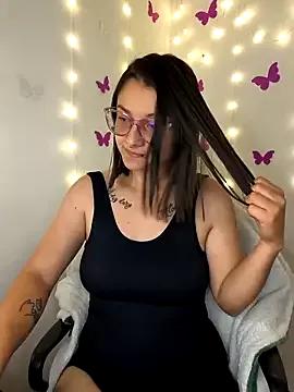 Coralinne__ from StripChat is Freechat