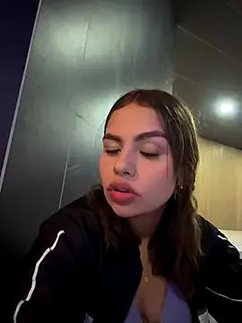 Couplenaughtyy from StripChat is Freechat