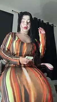 cowgirllyx from StripChat is Freechat