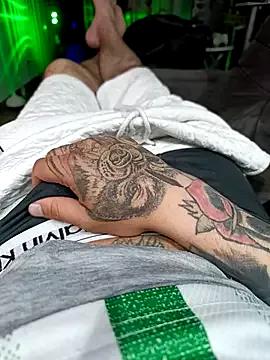 crazy_penis from StripChat is Freechat