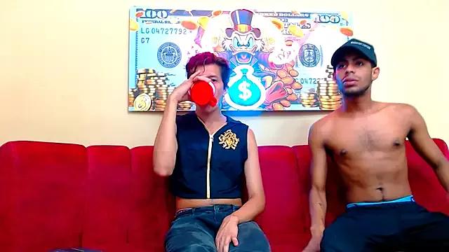 CrazyBoys_Extreme from StripChat is Freechat