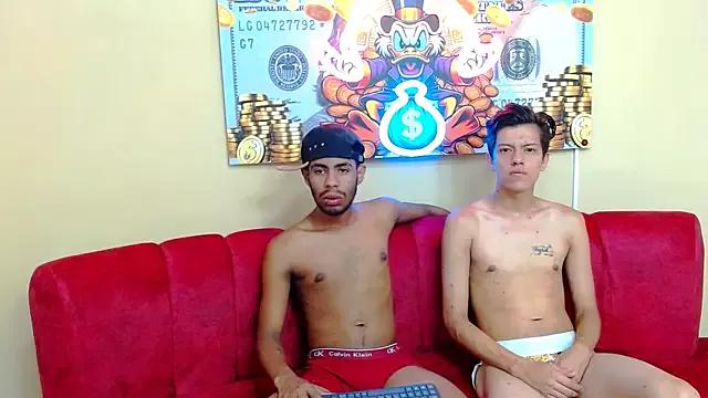 CrazyBoys_Extreme from StripChat is Freechat