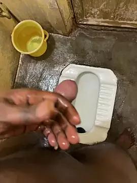 Photos of Crazyworldqueenking from StripChat is Freechat